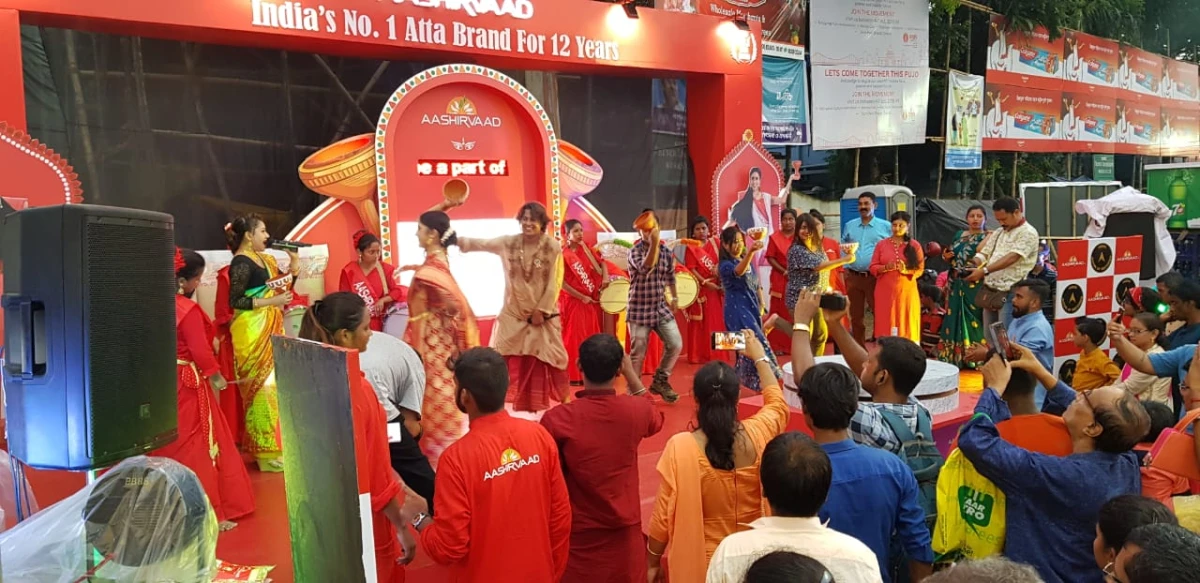 Longest Non-Stop Dhunuchi Dance Marathon Relay 