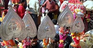 Mandi Shivaratri Fair - large traditional fair with huge community participation