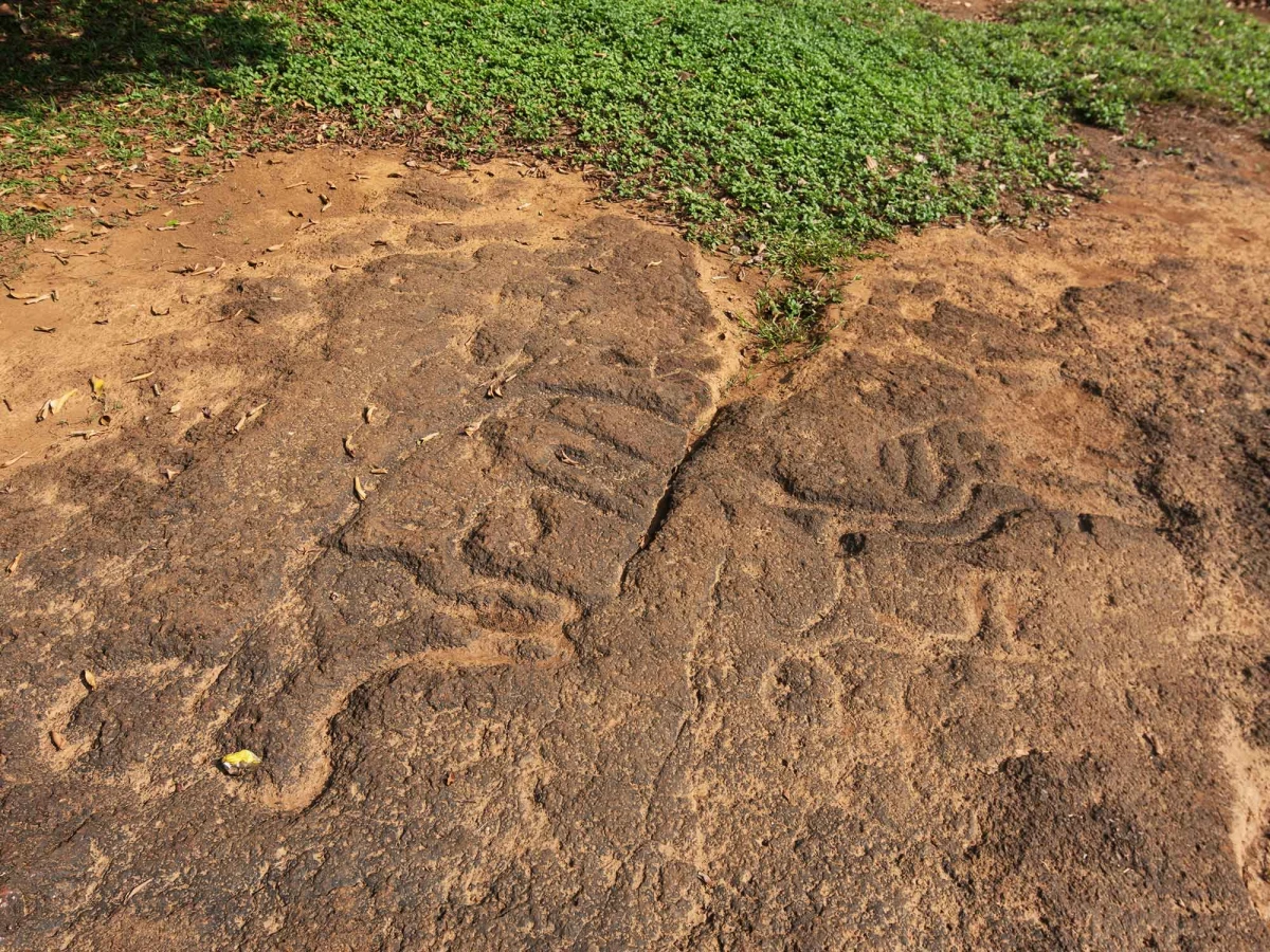 Usgalimal Rock Engravings: Prehistoric Artifacts