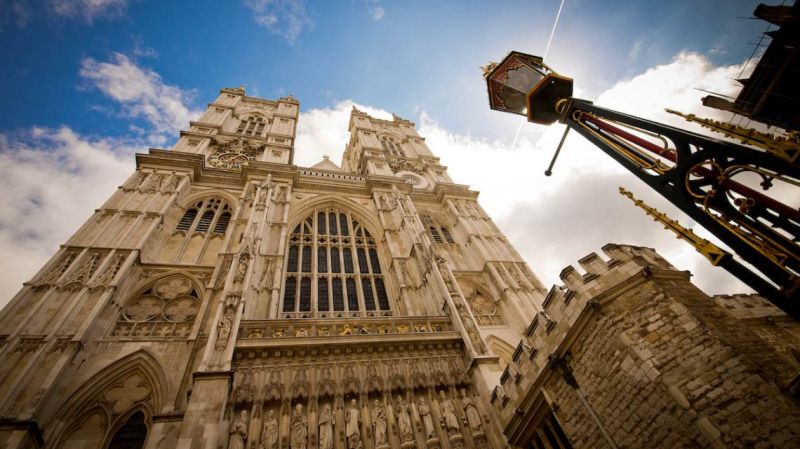 The Students Who Stole the Stone of Destiny